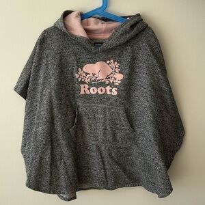 Roots salt and pepper with pink detail poncho